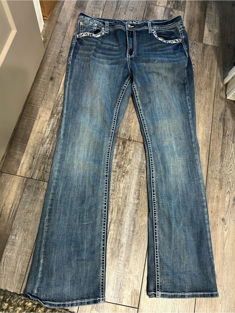 Grace Women's Bootcut Easy fit Jeans in medium wash denim longhorn embellished